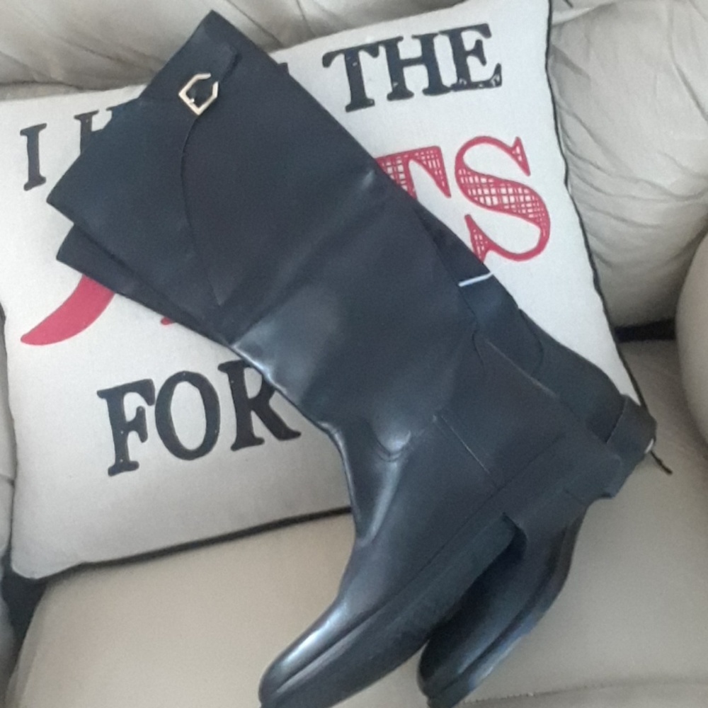 Ladies  Cole Hann Boots